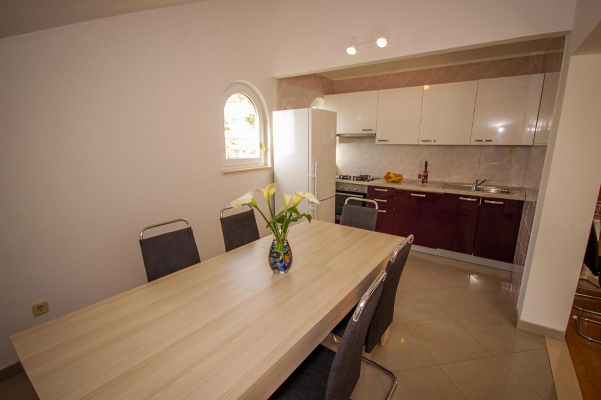 Apartmani Kristijan Jesenice  Exteriér fotografie