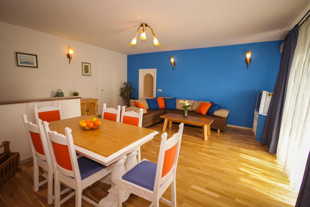 Apartmani Kristijan Jesenice  Exteriér fotografie