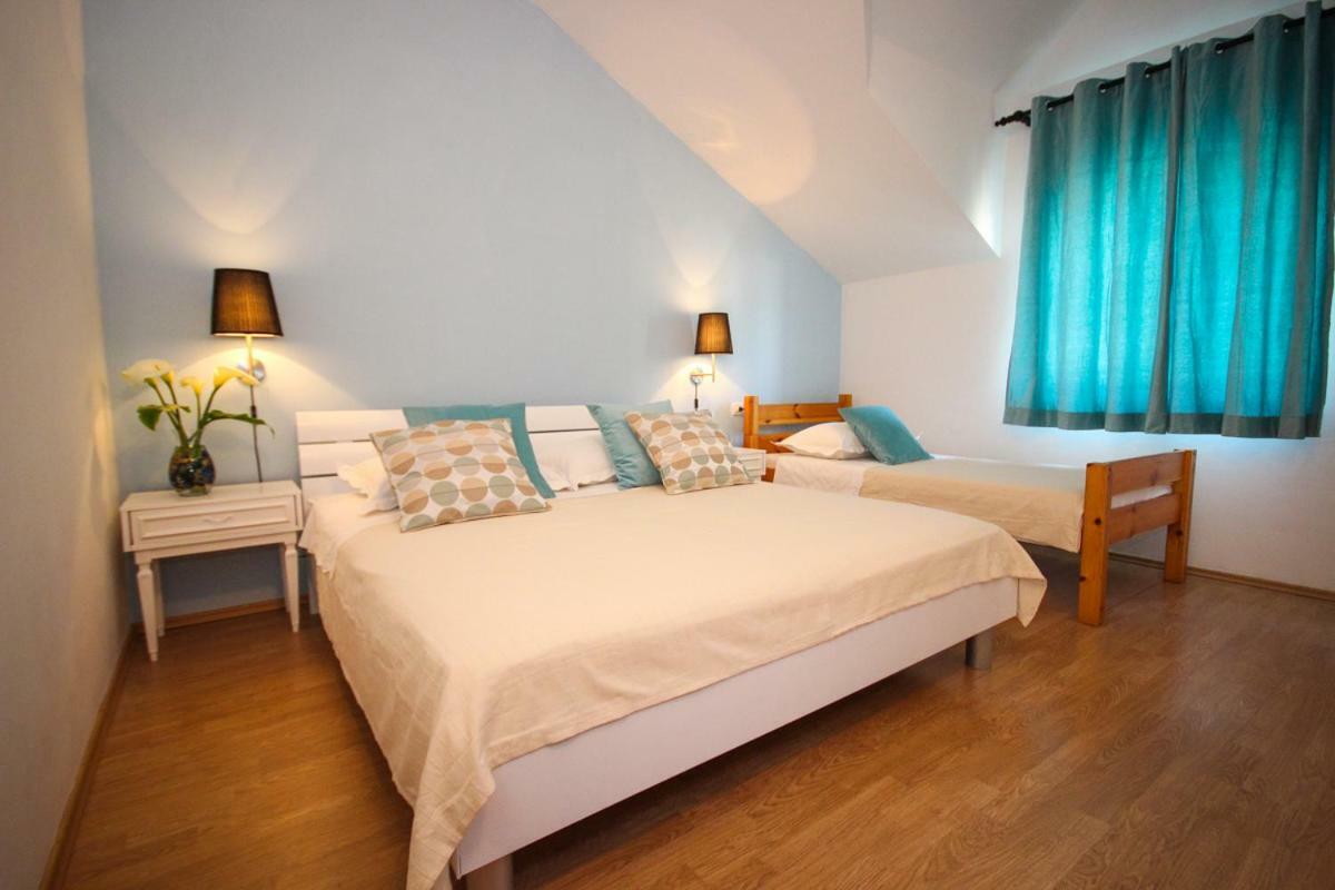 Apartmani Kristijan Jesenice  Exteriér fotografie