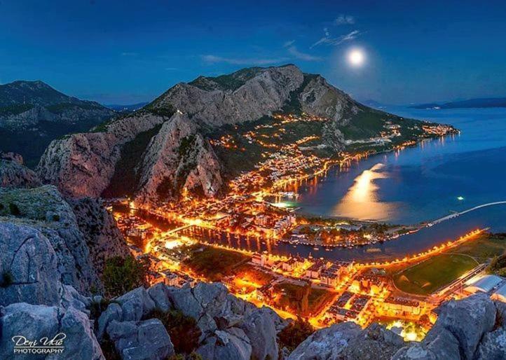 Apartmani Kristijan Jesenice  Exteriér fotografie